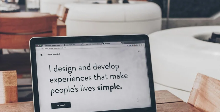 O que um site empresarial precisa ter para gerar contatos — CONEXUS Marketing Digital
